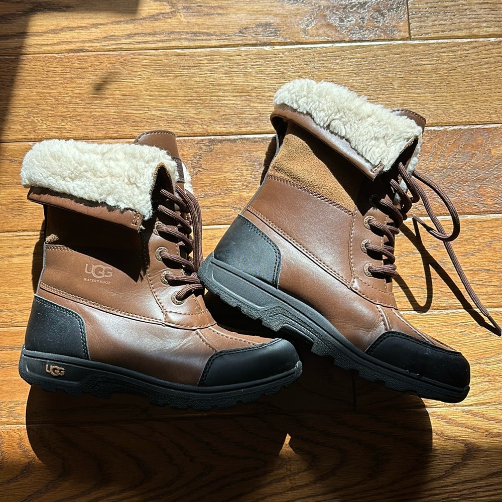 Uggs snow boots (kids) size 1